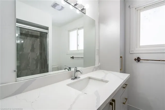 Additional image 22 of 19 Winthrop Pl