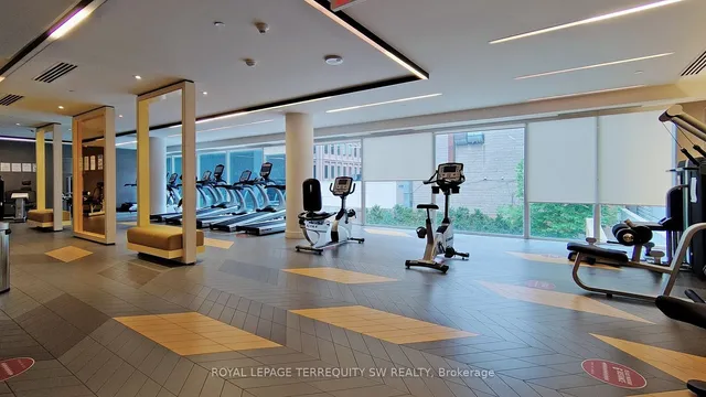 Additional image 32 of 30 Roehampton Ave Unit 1001