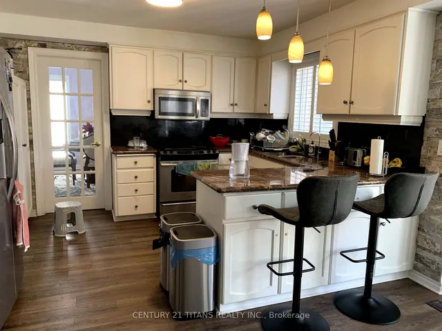 Additional image 12 of 99 Donnici Dr