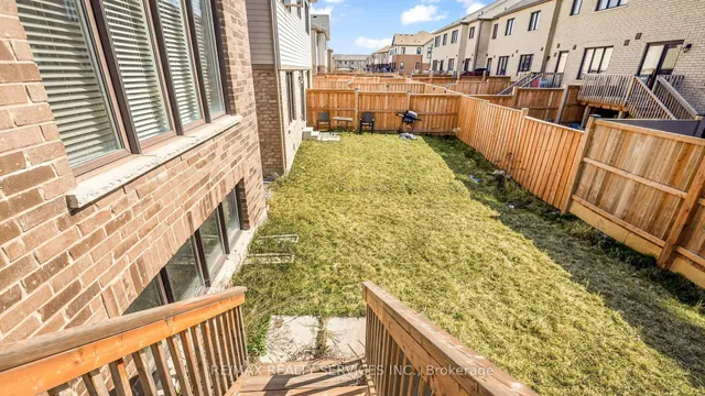 Additional image 39 of 16 Pagebrook Cres