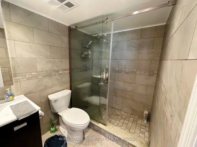 Additional image 20 of 228 Queens Quay Unit 1202