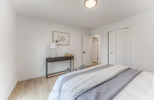 Additional image 16 of 92 Timberlane Cres