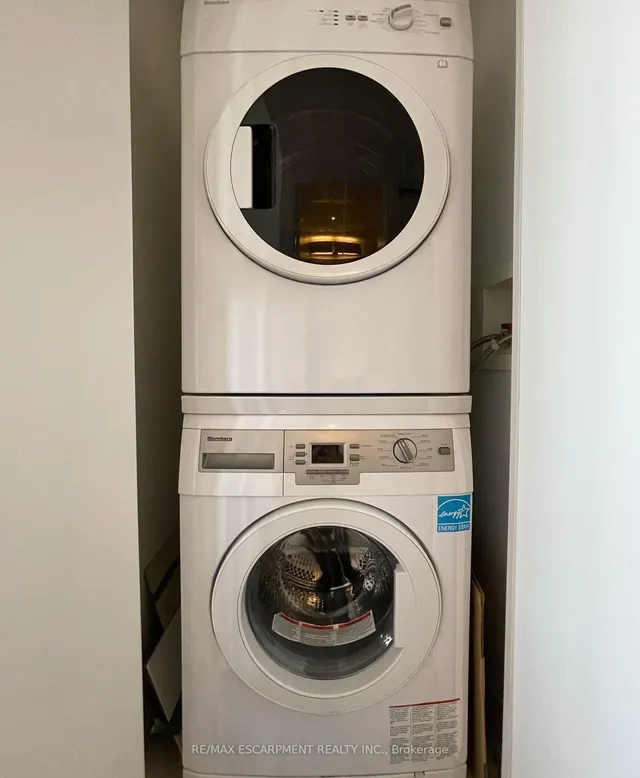 Additional image 9 of 101 Charles St Unit 2809