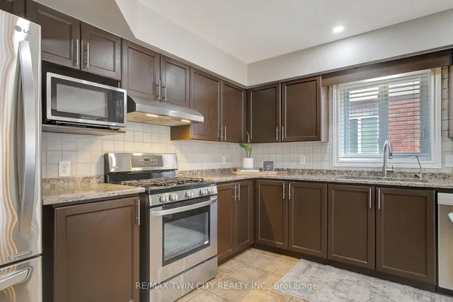 Additional image 10 of 141 Steepleridge St