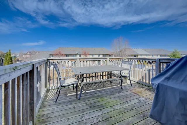 Additional image 25 of 988 Zeller Cres