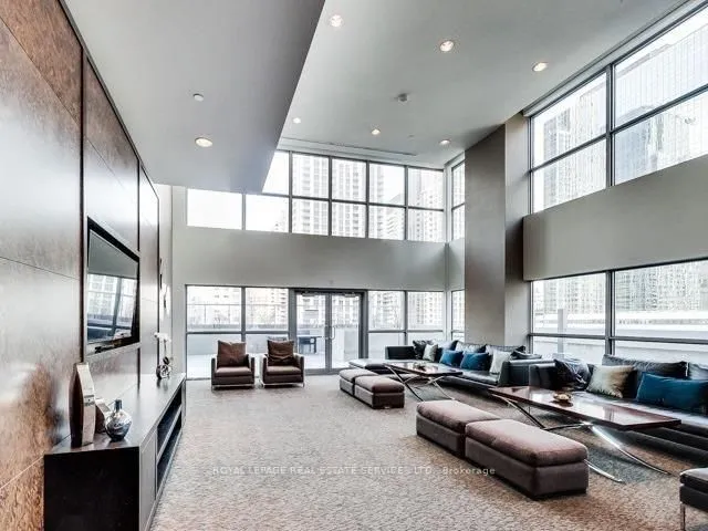 Additional image 30 of 386 Yonge St Unit 2516