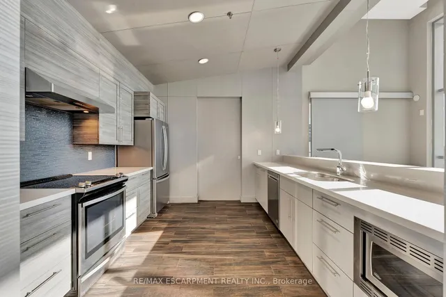 Additional image 21 of 2087 FAIRVIEW St Unit 1502