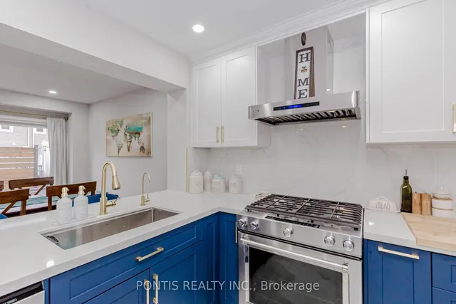 Additional image 15 of 33 Tight Crt