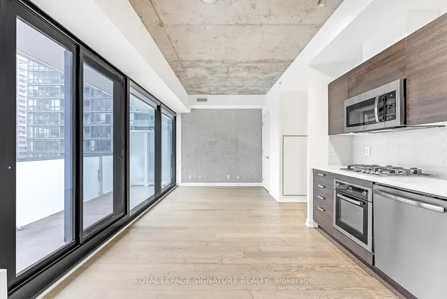 Additional image 16 of 11 Charlotte St Unit 2201