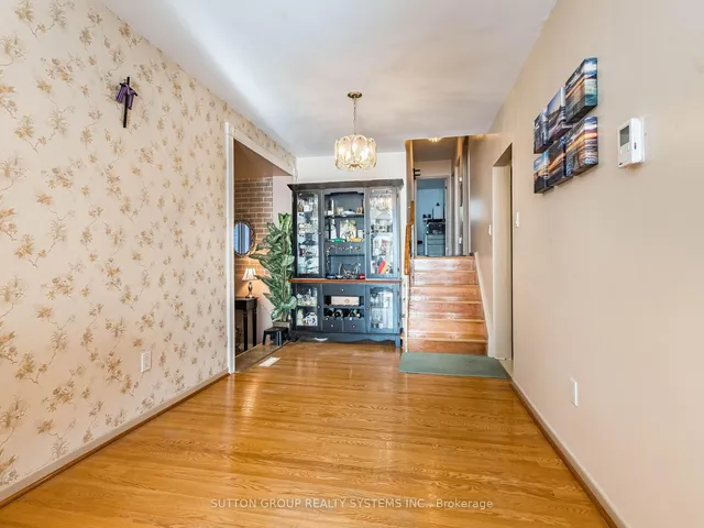 Additional image 17 of 8 Dearbourne Blvd