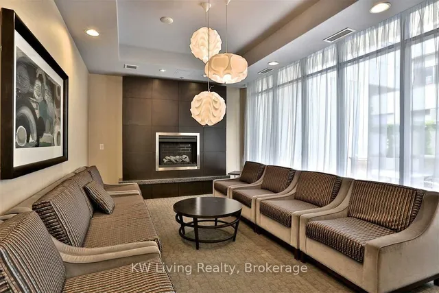 Additional image 39 of 736 Spadina Ave Unit 1411