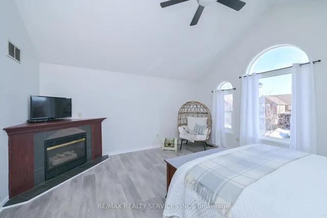 Additional image 26 of 41 Buttercup Lane