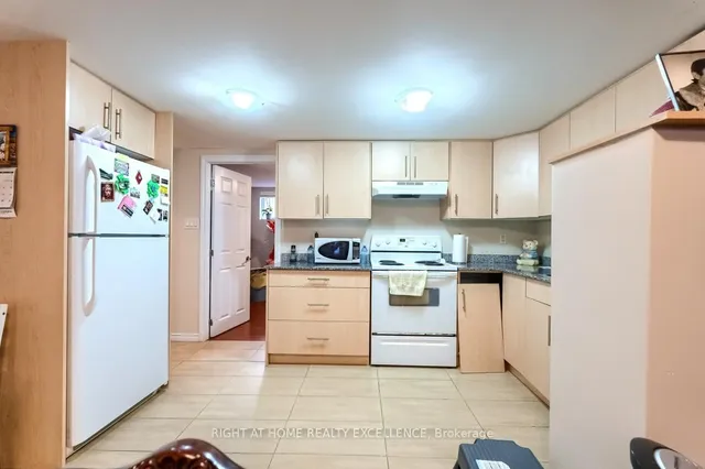 Additional image 29 of 24 Flowertown Ave