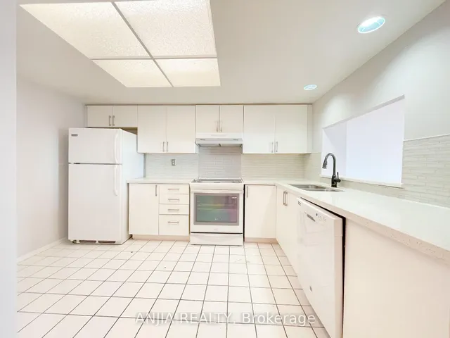 Additional image 16 of 300 Alton Towers Circ Unit 1601