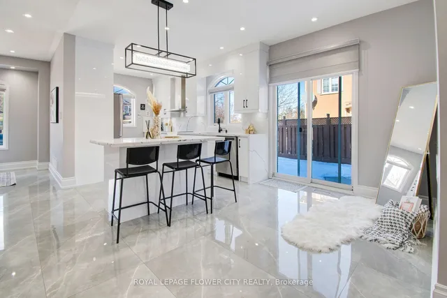 Additional image 33 of 82 Mint Leaf Blvd