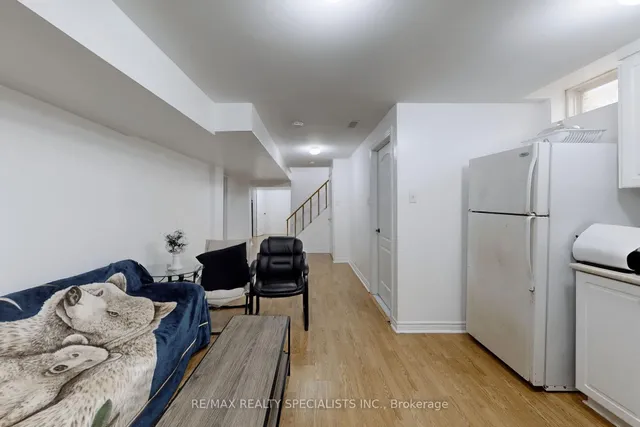 Additional image 18 of 4 Beresford Cres