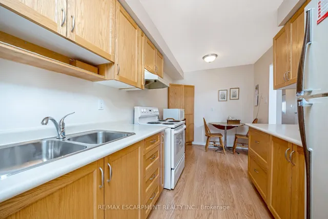 Additional image 13 of 2021 Sixth Line Unit 56