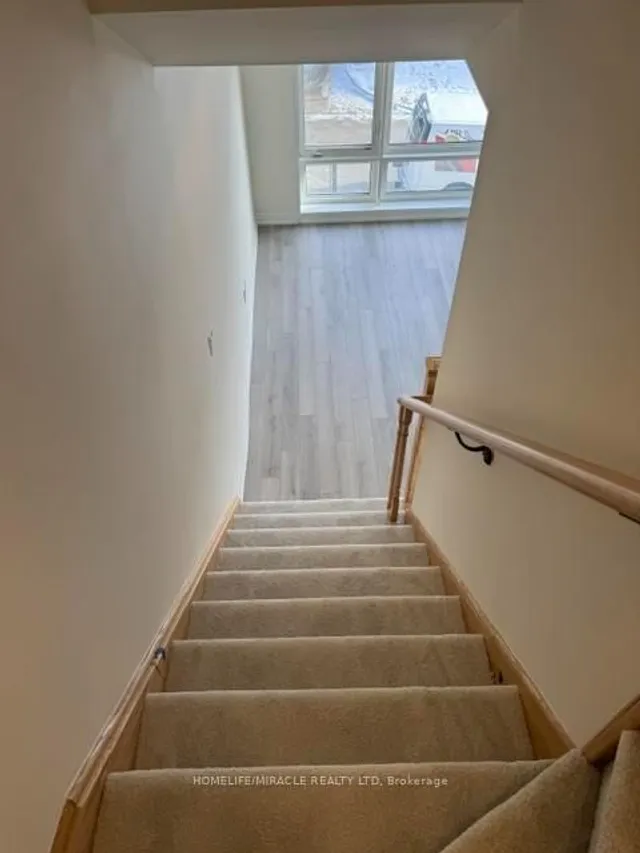 Additional image 10 of 255 McLevin Ave Unit 4