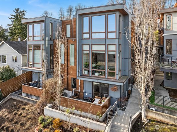 2635 22nd Avenue W UNIT B, Seattle, WA 98199