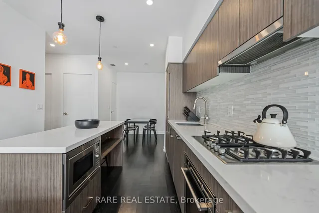 Additional image 9 of 501 St. Clair Ave Unit 2106