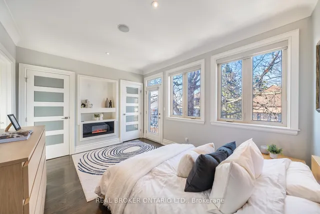 Additional image 12 of 194 Lee Ave