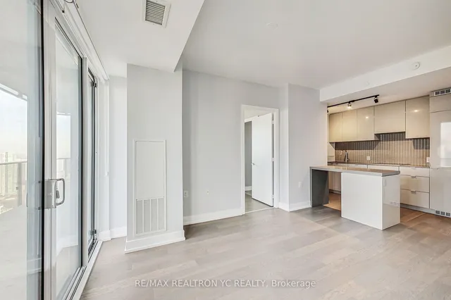 Additional image 7 of 7 Grenville St Unit 4705