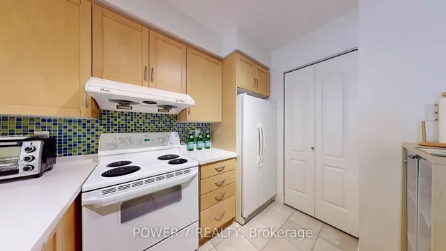 Additional image 18 of 28 William Carson Cres Unit 510