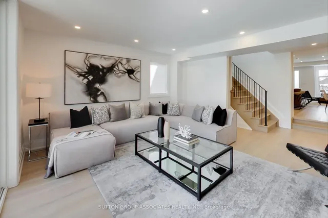 Additional image 19 of 393 Winnett Ave