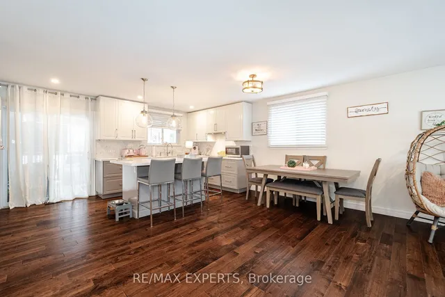 Additional image 7 of 92 Ambleside Dr