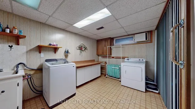 Additional image 37 of 34 Clyde Rd