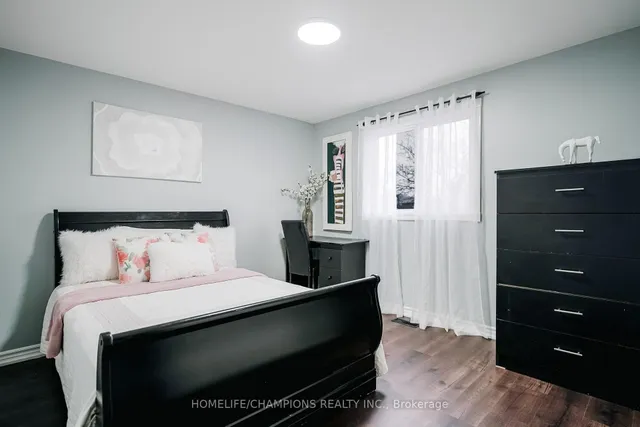 Additional image 25 of 28 Longsword Dr