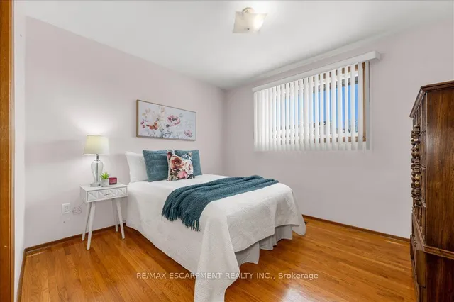 Additional image 22 of 43 Seaton Place Dr