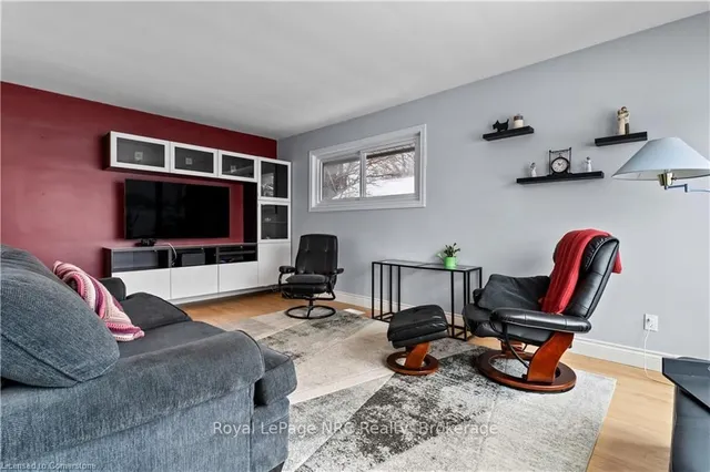 Additional image 6 of 774 Upper Sherman Ave