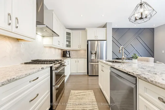 Additional image 12 of 882 Magnolia Terr