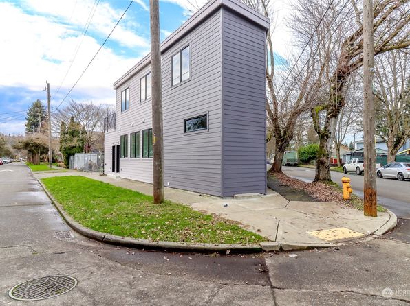 8333 Dallas Avenue S, Seattle, WA 98108