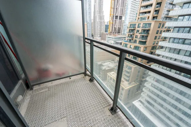 Additional image 34 of 45 Charles St Unit 1809