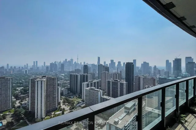 Additional image 20 of 585 Bloor St Unit 4121