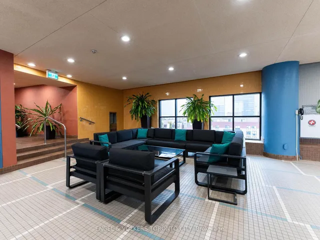 Additional image 34 of 35 Church St Unit 811