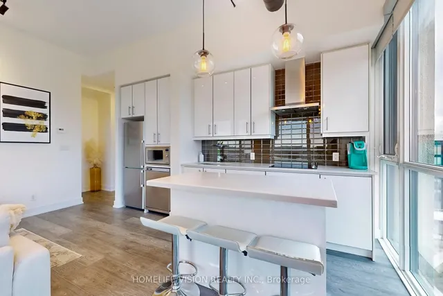 Additional image 14 of 75 The Donway West N/A Unit 710