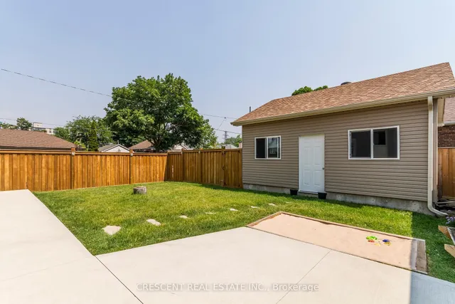 Additional image 42 of 35 Ellins Ave