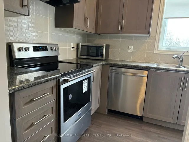 Additional image 15 of 10 Halliford Pl Unit 306