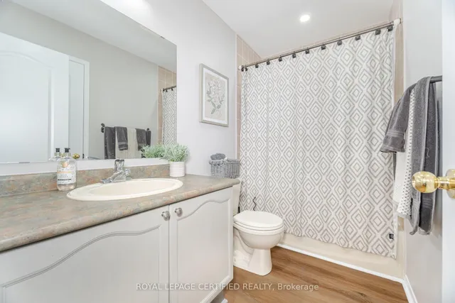 Additional image 25 of 70 Rivermere Crt