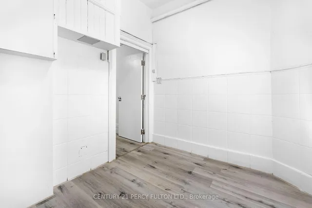 Additional image 17 of 47 Grange Ave