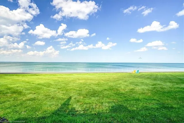 Additional image 3 of 515 North Service Rd Unit 27