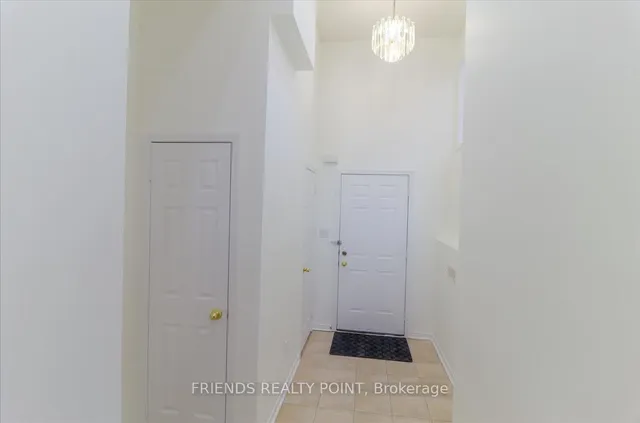 Additional image 3 of 1075 Ellesmere Rd Unit 5