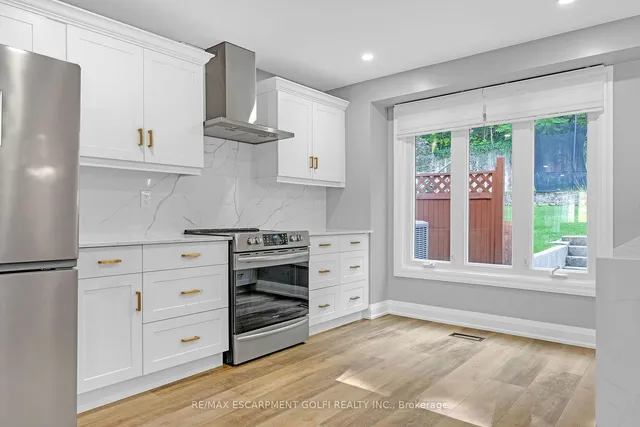 Additional image 8 of 64 Hildegard Dr