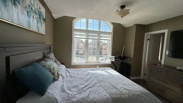 Additional image 25 of 7 Yellow Avens Blvd