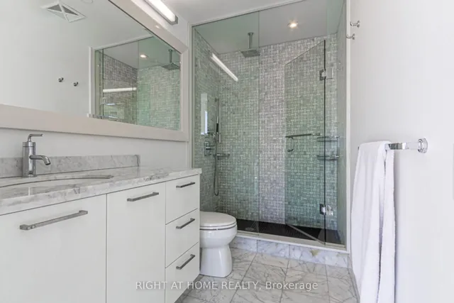 Additional image 24 of 88 Park Lawn Rd Unit 2605