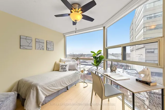 Additional image 19 of 725 King St Unit 703