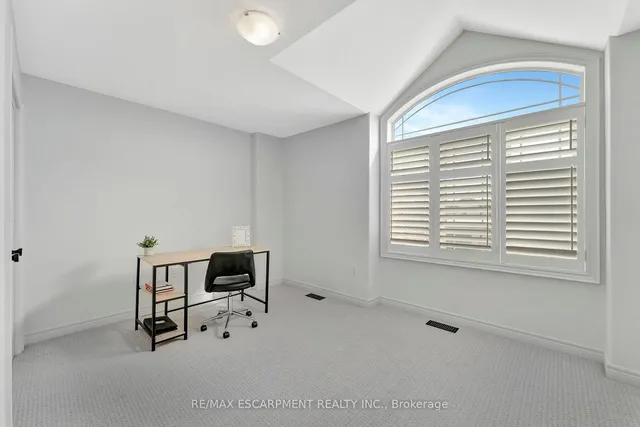 Additional image 22 of 209 JOHN FREDERICK Dr